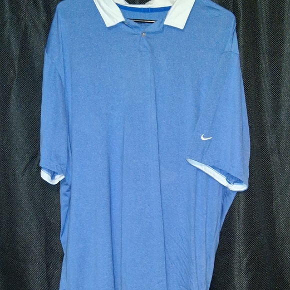 Nike Men's Polo Shirt in Blue with White Collar - Picture 1 of 4